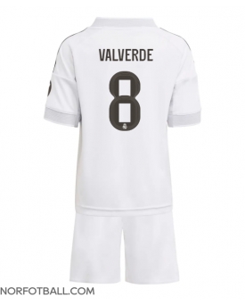 Billige Fotballdrakt Real Madrid Federico Valverde #8 Replika Hjemmedraktsett Barn 2025-26 Kortermet (med bukser)